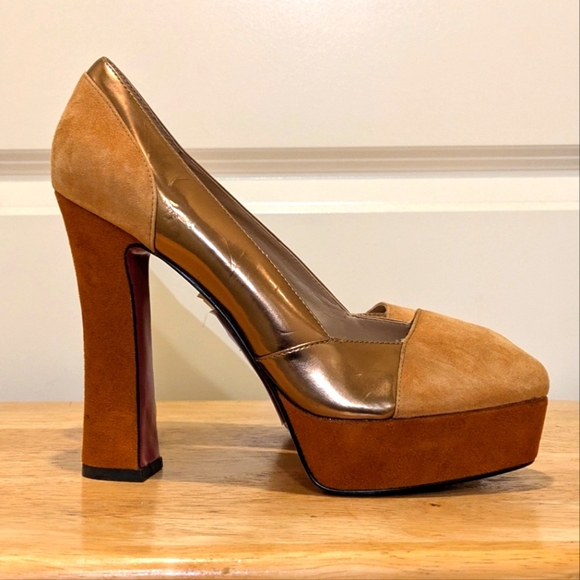 Paris Hilton 8 70s Inspired Suede Platform Pumps in Tan Gold Brown and Plum - Picture 6 of 12